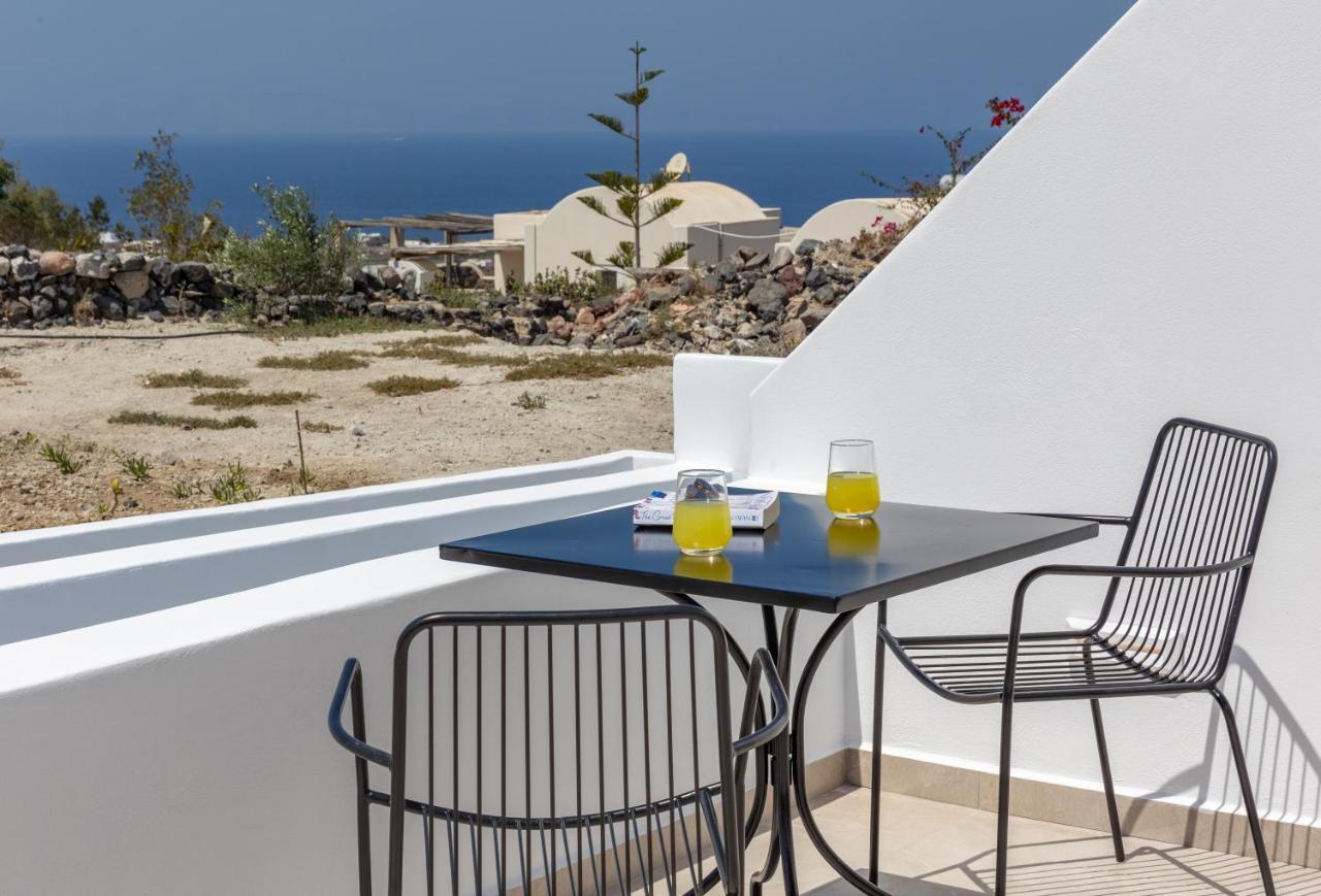 Theophrasti Suites Foinikiá Dış mekan fotoğraf