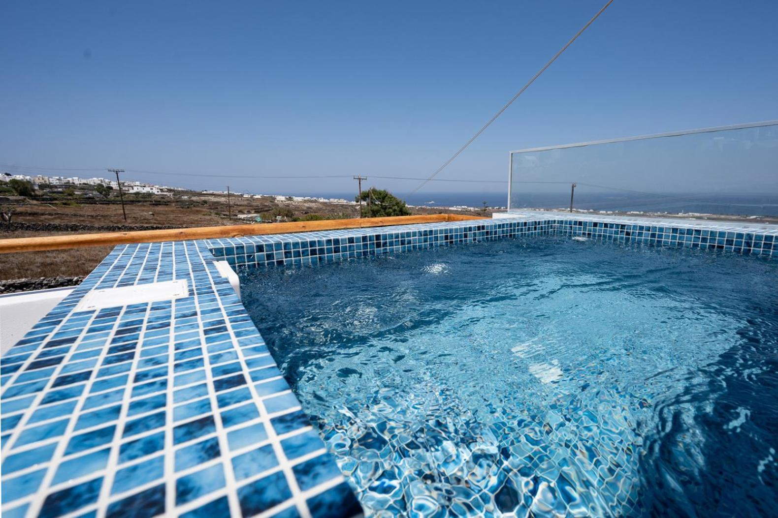 Theophrasti Suites Foinikiá Dış mekan fotoğraf