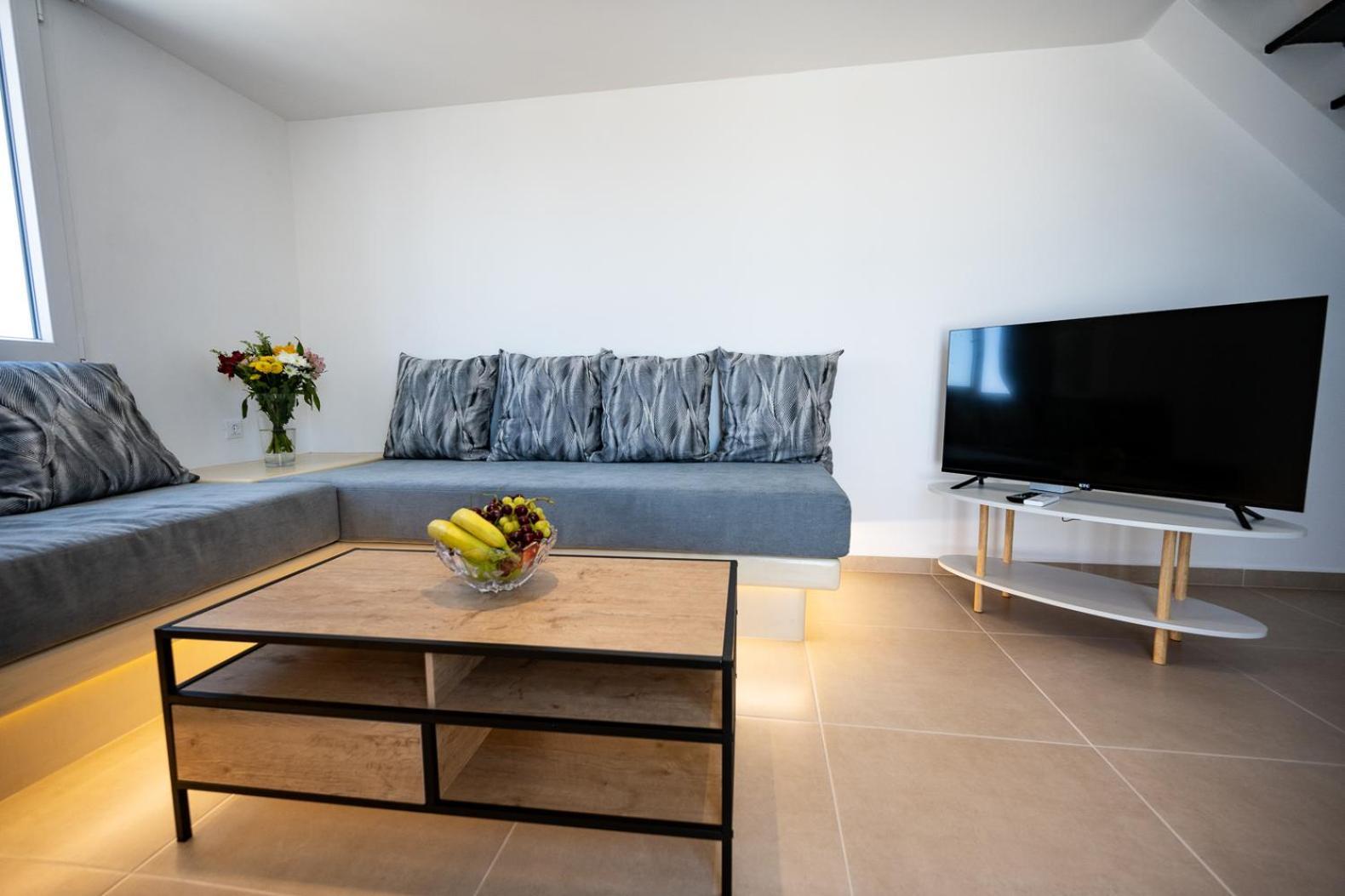 Theophrasti Suites Foinikiá Oda fotoğraf